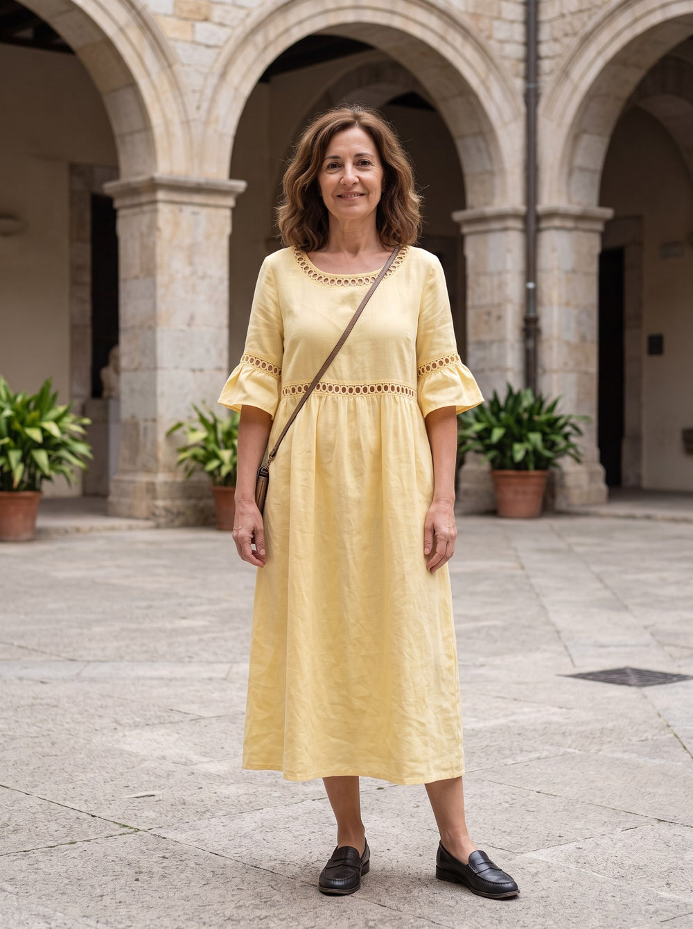 Amaya | Vestido midi que disimula la tripa - Amarillo