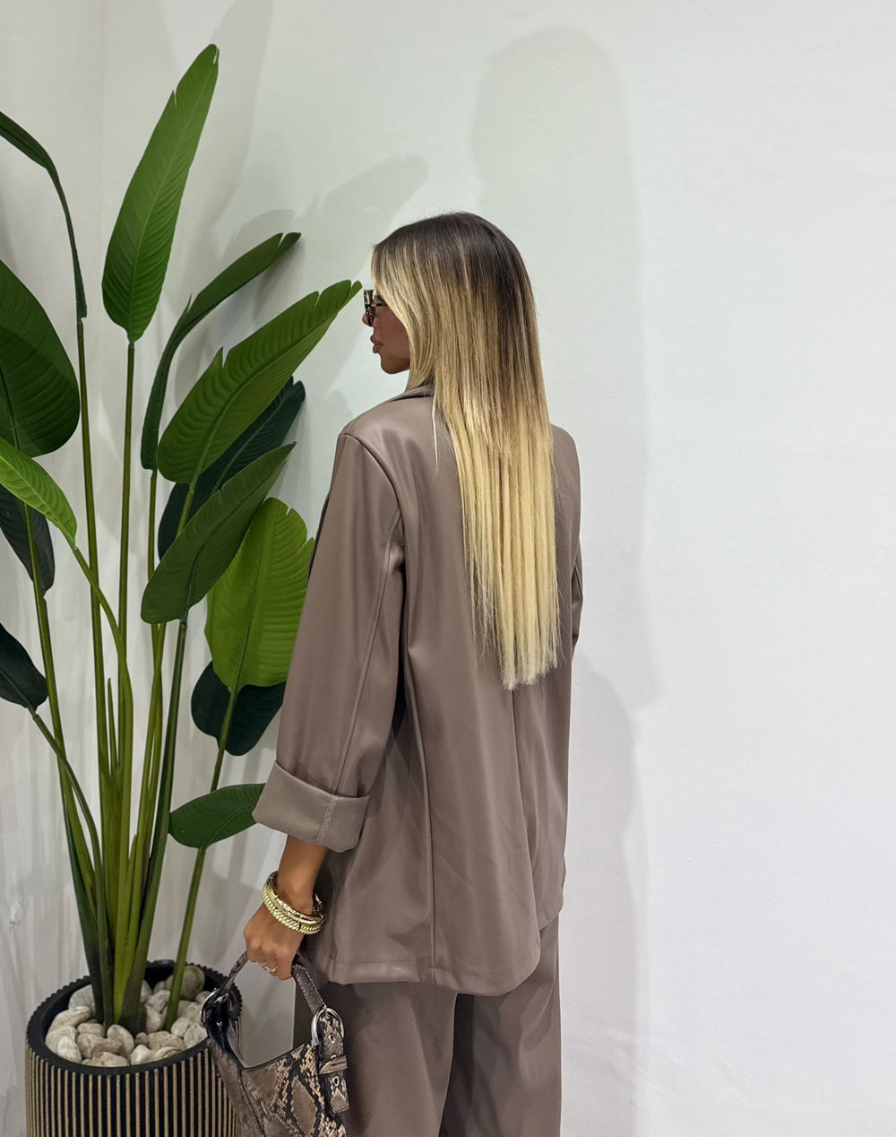 Greta | Conjunto de blazer en piel sintética
