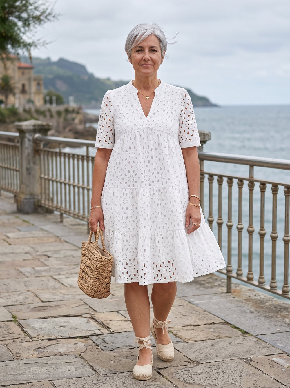 Marilyn, vestido de verano con volantes en color blanco